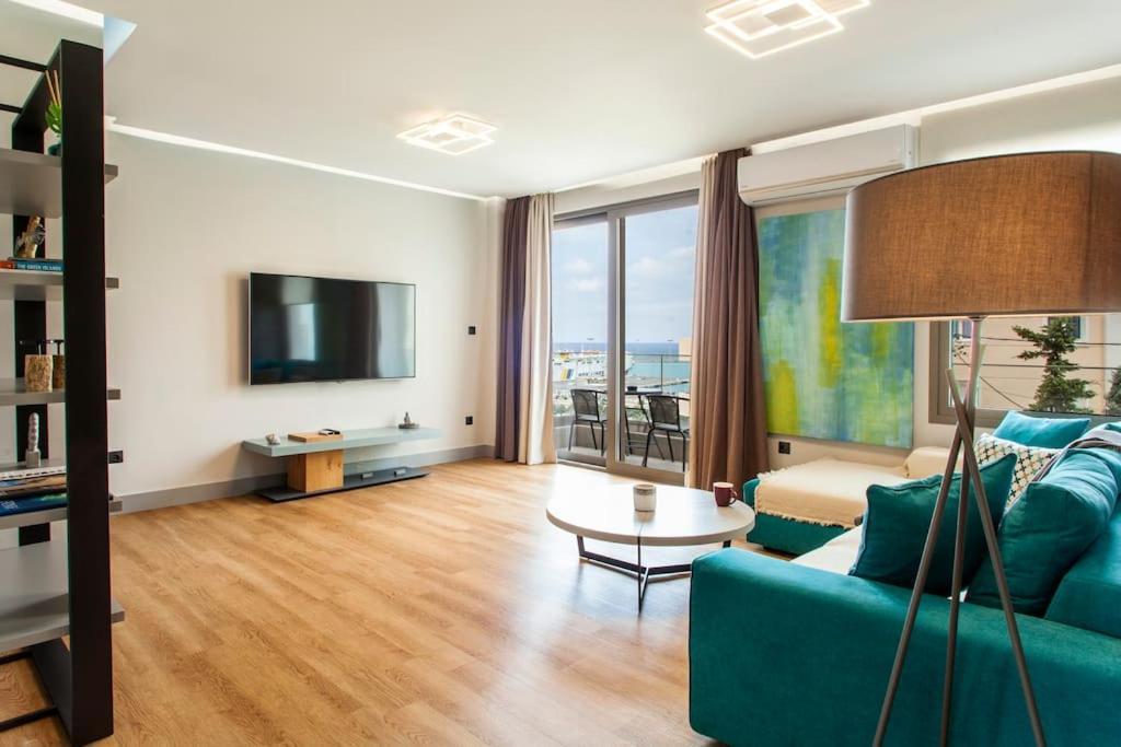 Minimal Loft Art With Sea View Over Heraklion Harbour Eksteriør billede